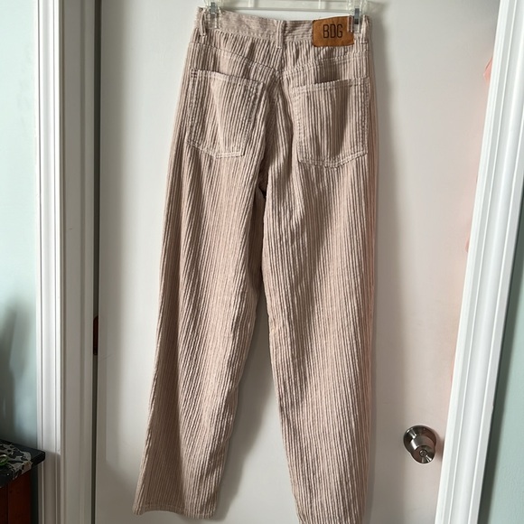 BDG by Urban Outfitters High Rise Baggy Wide Corduroy Pants Super Soft Size 26 - Picture 5 of 7